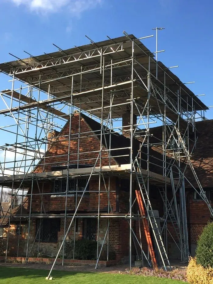 Temporary roof scaffolding project